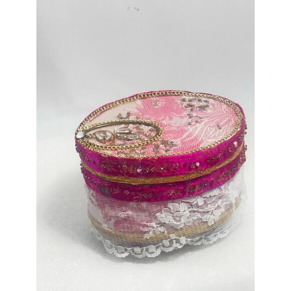 Keepsake Jewelry Box for Mementos Trinkets Jewelry Desk Items Potpourri - Picture 8 of 10